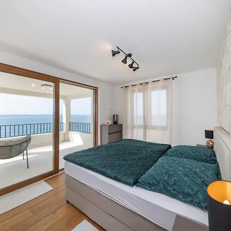 Luxury Beachfront In Kozino, Zadar With Stunning Sea Views * Kožino