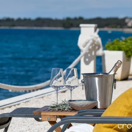 Villa Luxury Beachfront In Kozino, Zadar With Stunning Sea Views Kožino