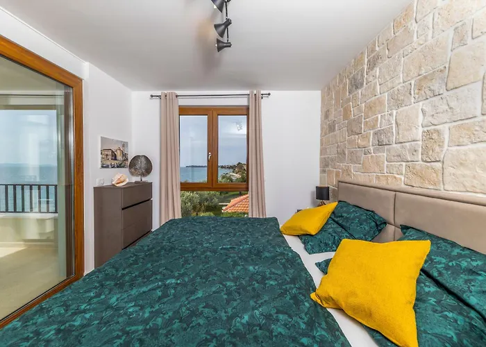 Villa Luxury Beachfront In Kozino, Zadar With Stunning Sea Views *