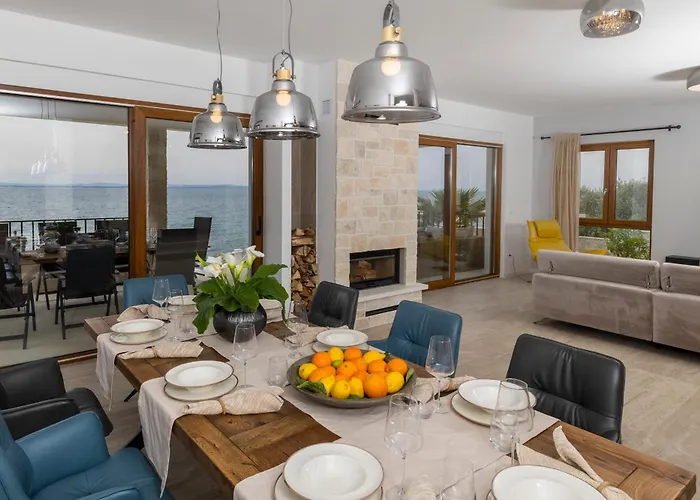 Villa Luxury Beachfront In Kozino, Zadar With Stunning Sea Views Kožino